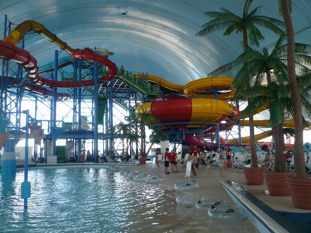 hotel water park page